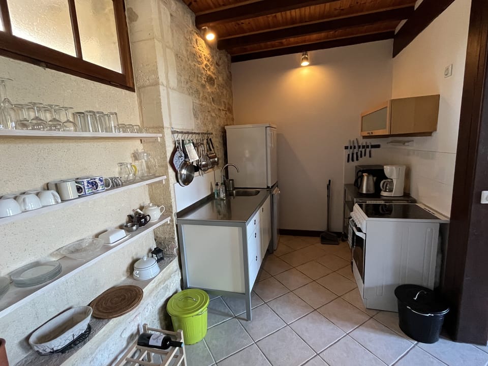Fully equipped kitchen