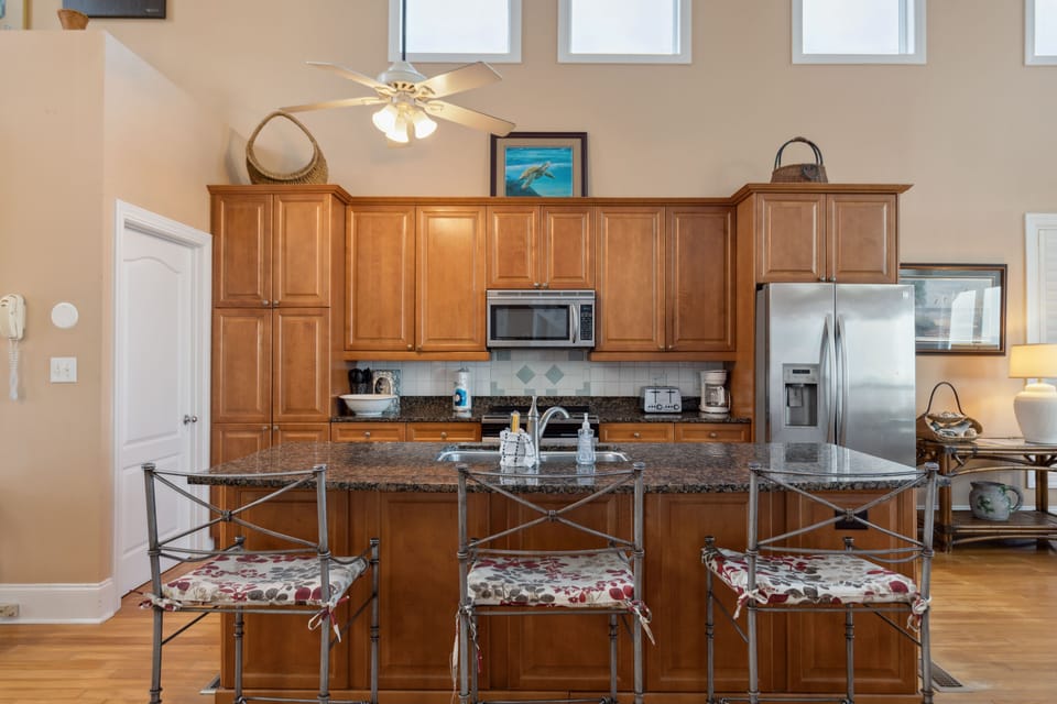 Open Kitchen - Fully Stocked
