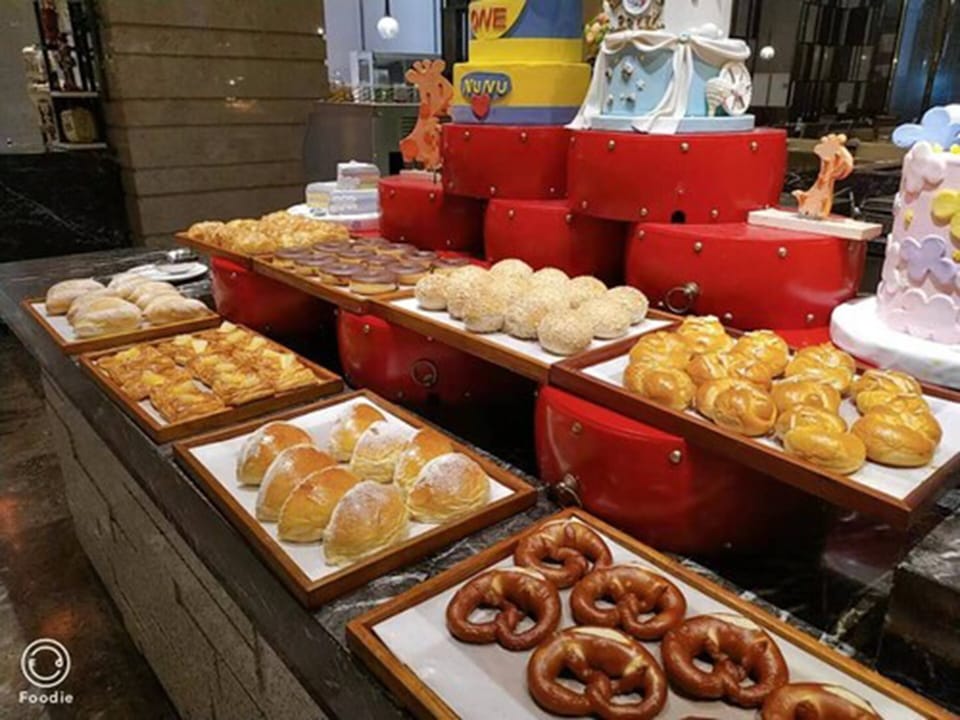 Buffet breakfast for a fee