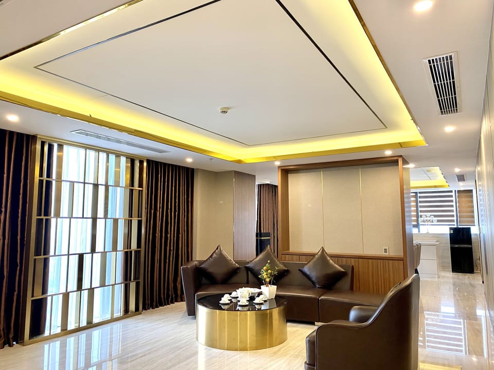 Luxury Penthouse | Living area | 55-inch flat-screen TV with cable channels, TV