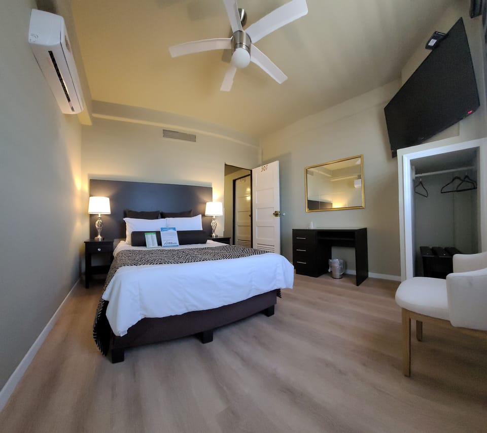 Comfort Room, Non Smoking, City View | Desk, laptop workspace, soundproofing, iron/ironing board