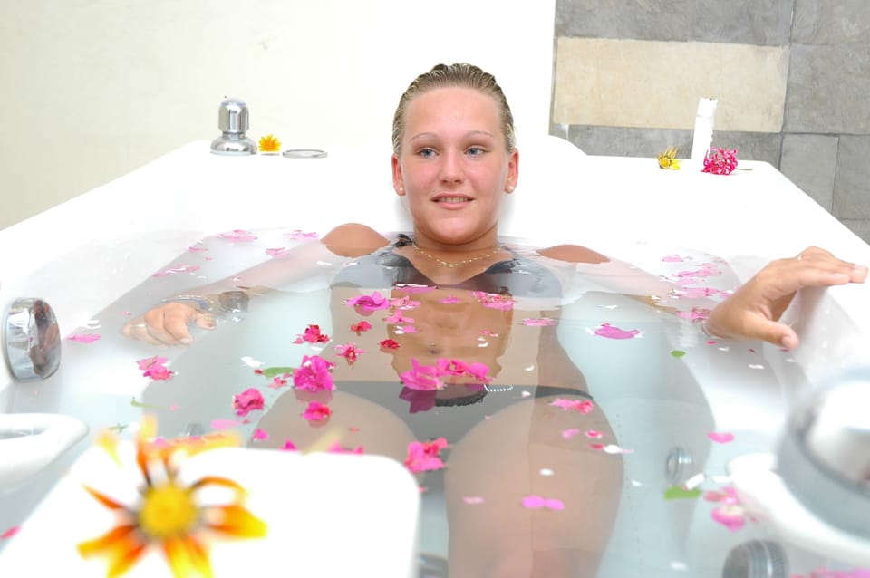 Steam room, detox wraps