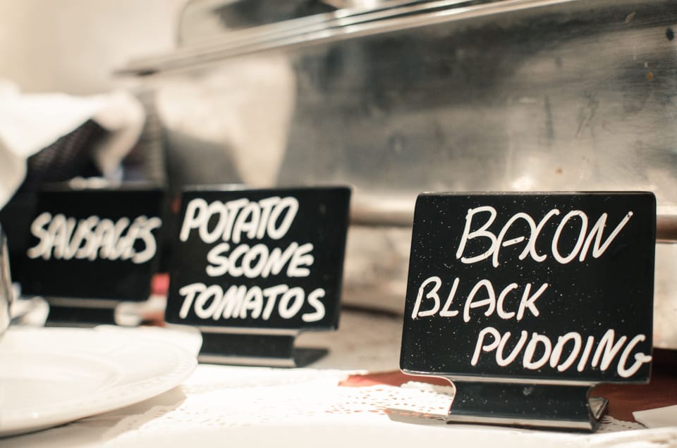 Full breakfast on weekdays (GBP 20 per person)