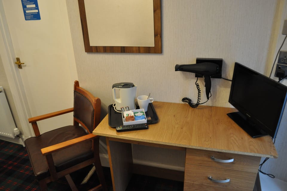 Economy Single Room | Coffee and/or coffee maker