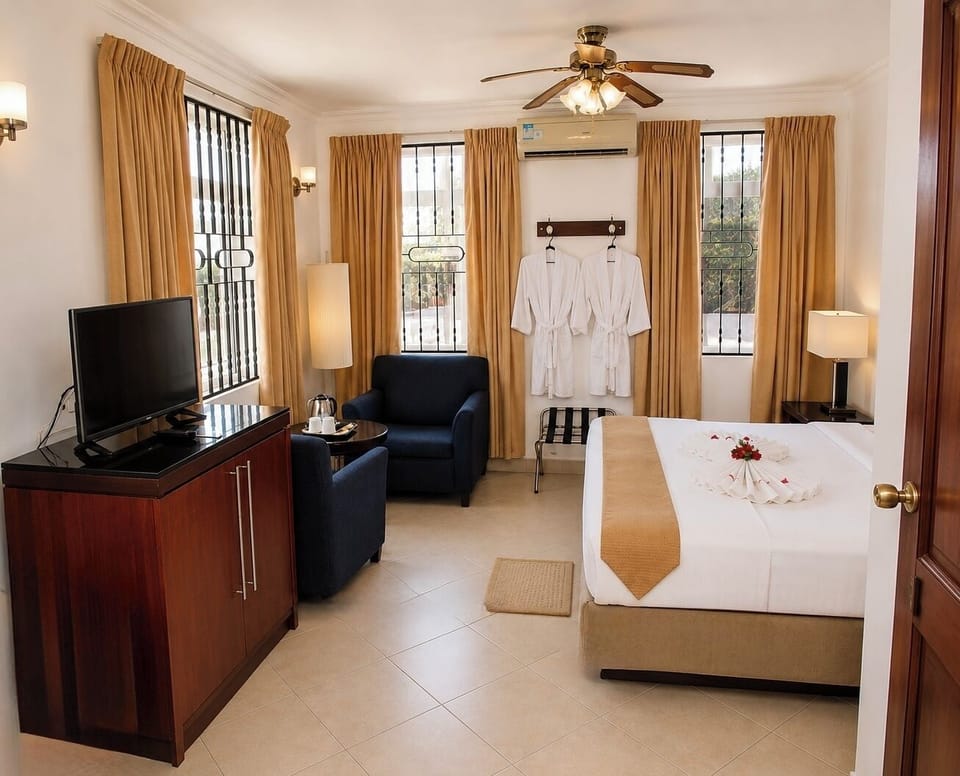 Junior Suite | Premium bedding, minibar, in-room safe, desk