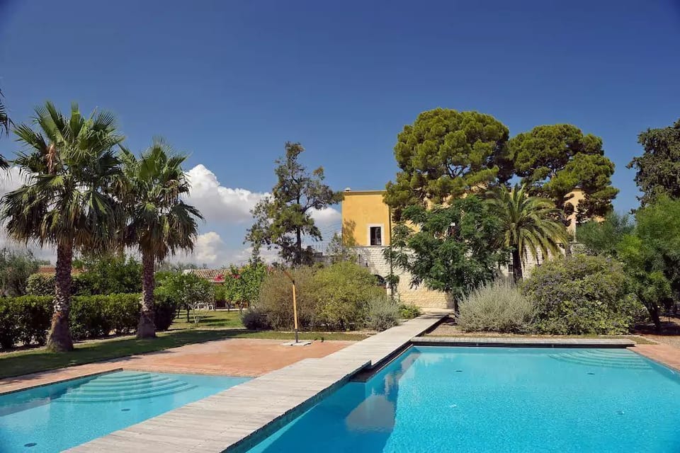 3 outdoor pools