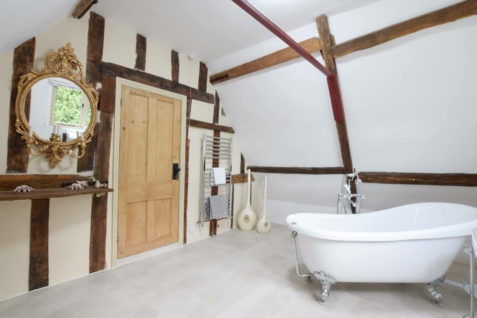 Church Farmhouse, Cookley Cottage in Suffolk Coastal District