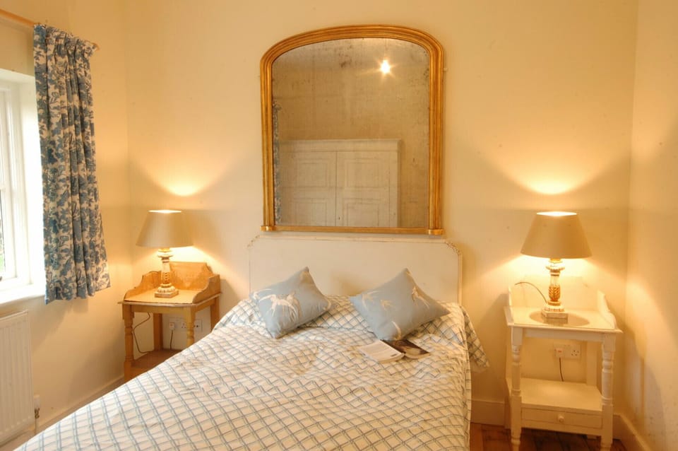 Stable Cottage at the Grove, Great Glemham Cottage in Suffolk Coastal District