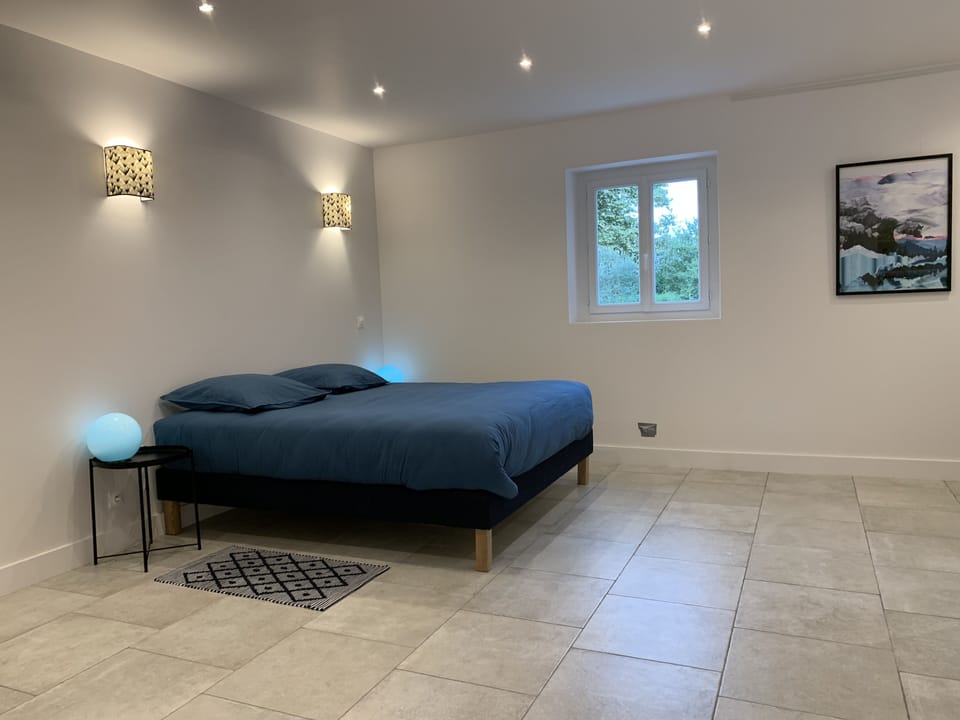 Family Double Room | Laptop workspace, travel crib, WiFi (free), individually decorated