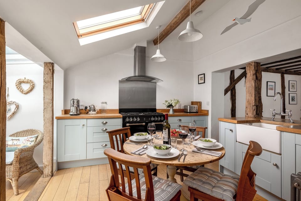 Cottage | Interior