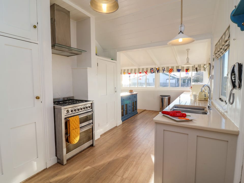 Cottage | Interior