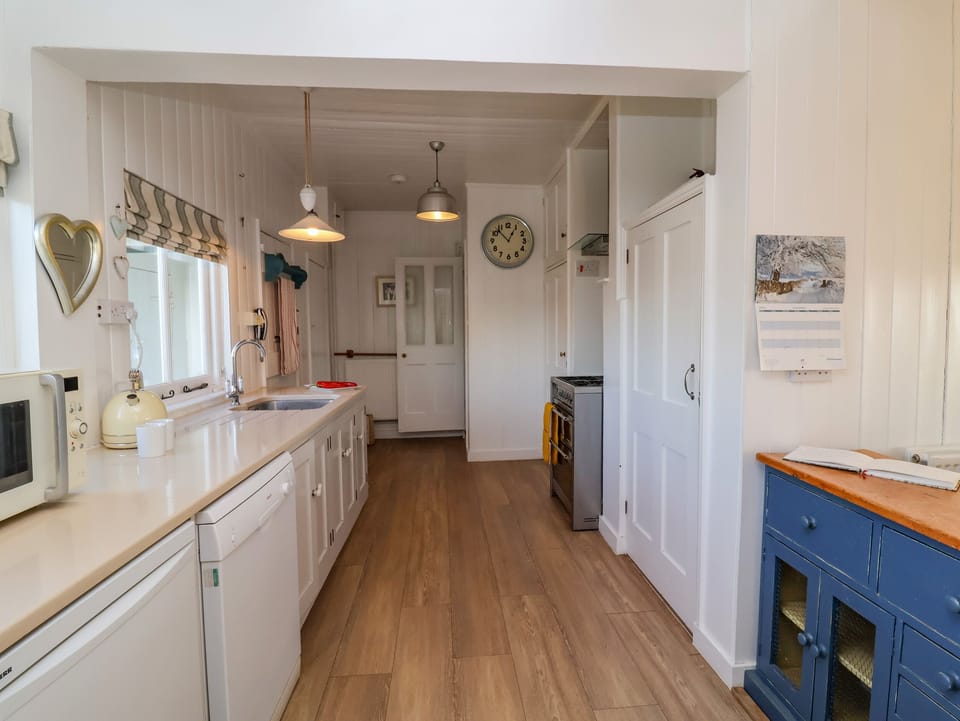 Cottage | Interior
