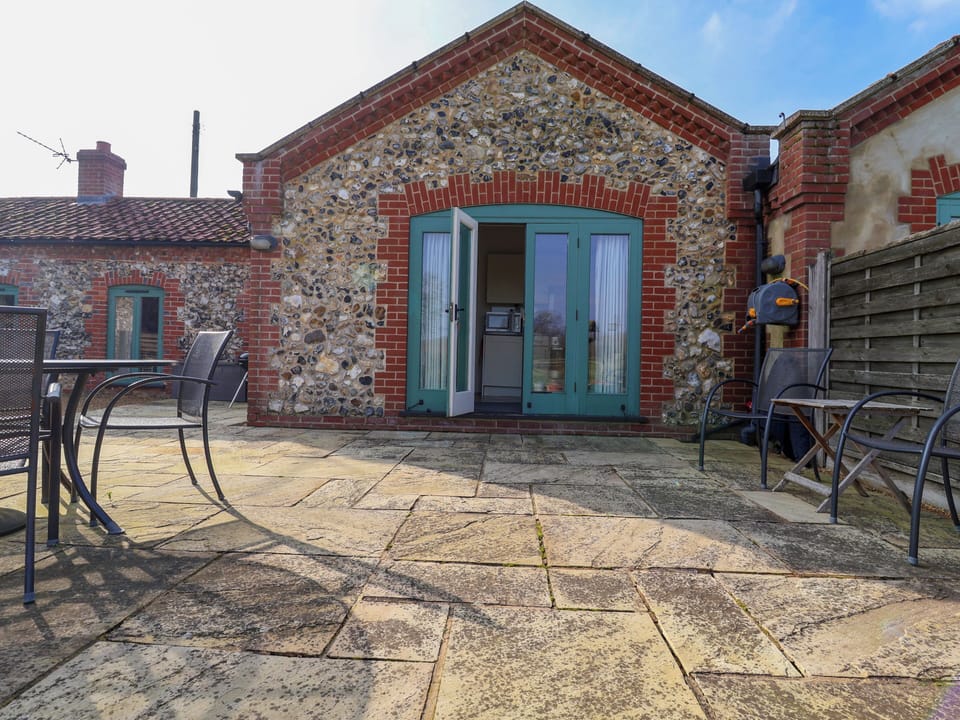 Cottage | Outdoor dining