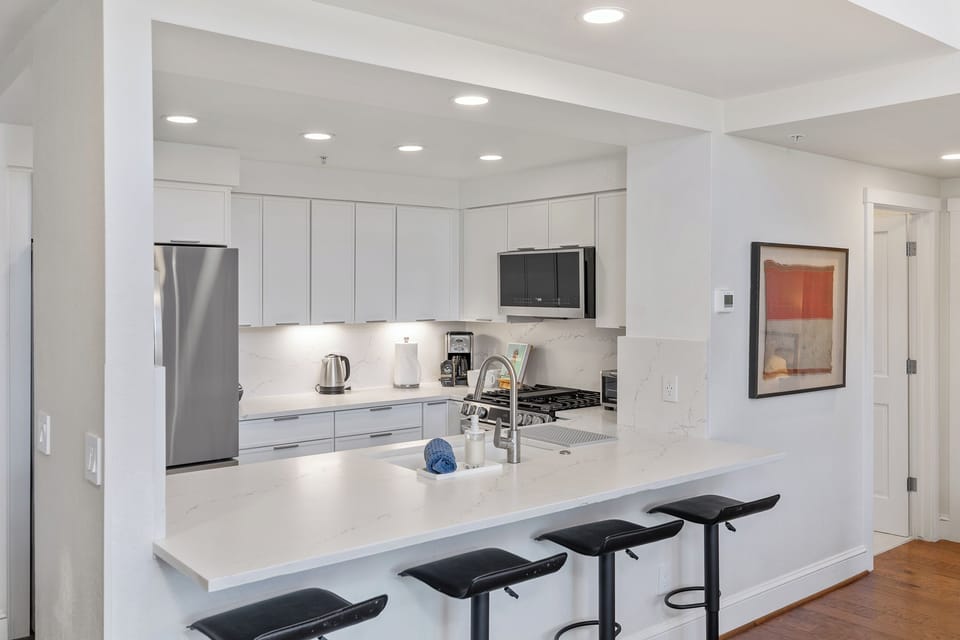 Blue Mesa 4 - Newly Remodeled Kitchen - Vivid Vacation Rentals T