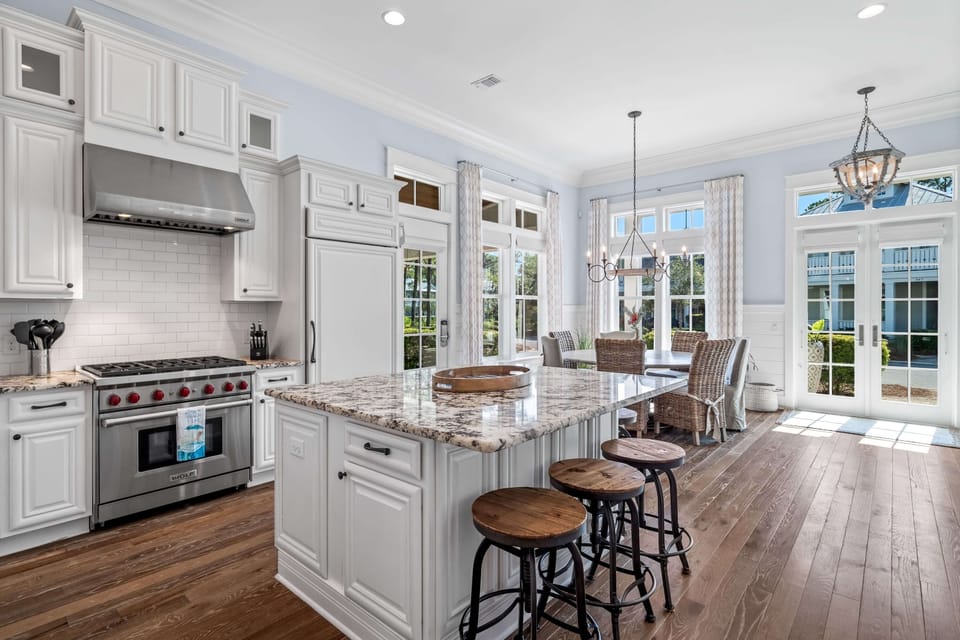 Expansive Gourmet kitchen