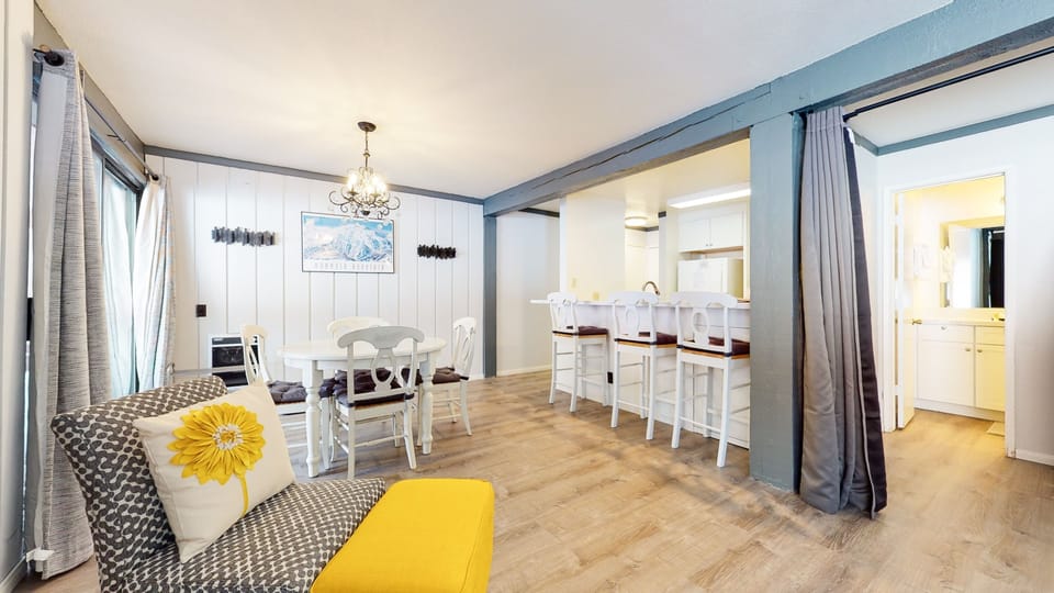 Dining Room, Dining Table, Table, Indoors, Furniture