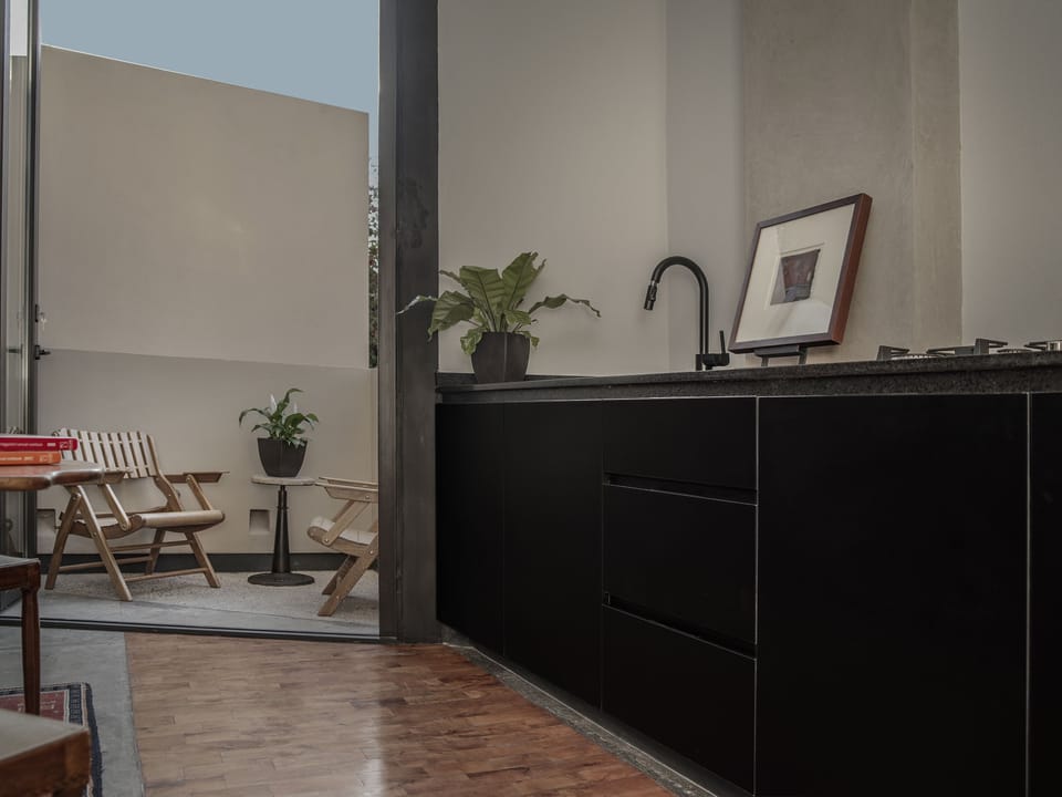Loft 3 Van Gogh | Private kitchen | Mini-fridge, microwave, stovetop, espresso maker