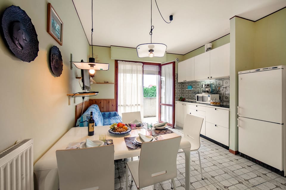 Kitchen and dining area