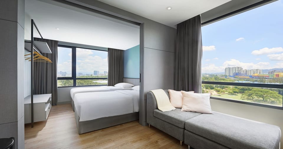 Two Bedroom Studio | In-room safe, desk, blackout drapes, free WiFi