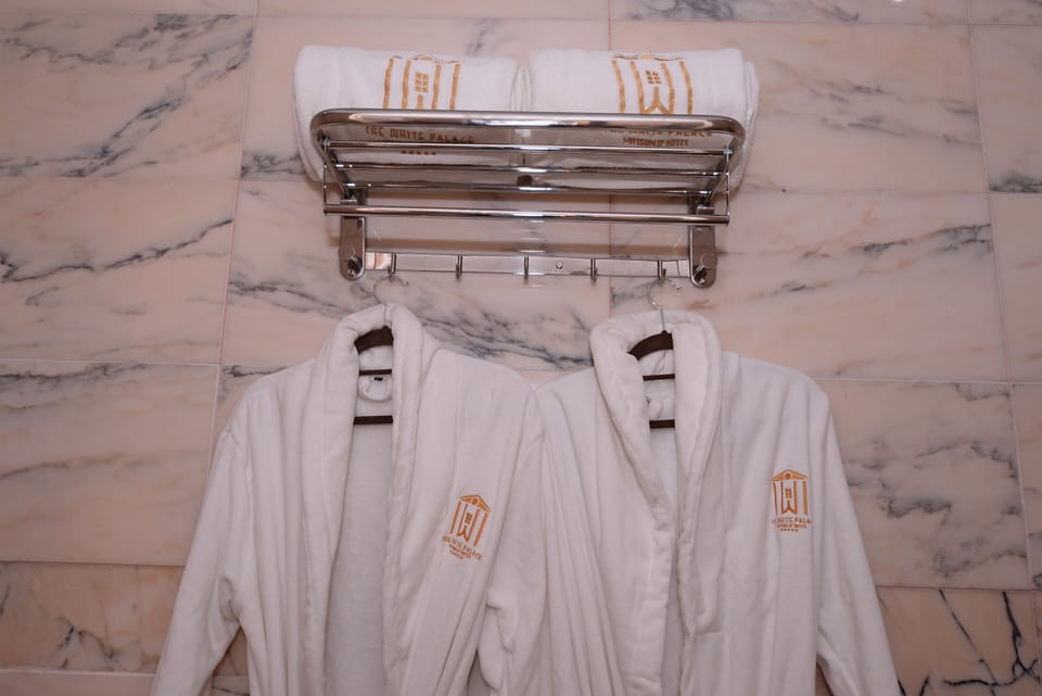 Luxury Twin Room, 1 Bedroom, Garden View | Bathroom | Separate tub and shower, deep soaking tub, rainfall showerhead