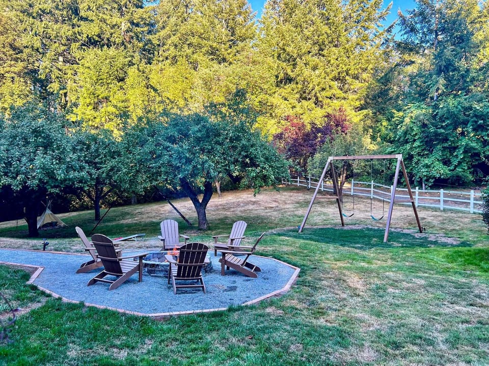 House Exterior | Swing Set