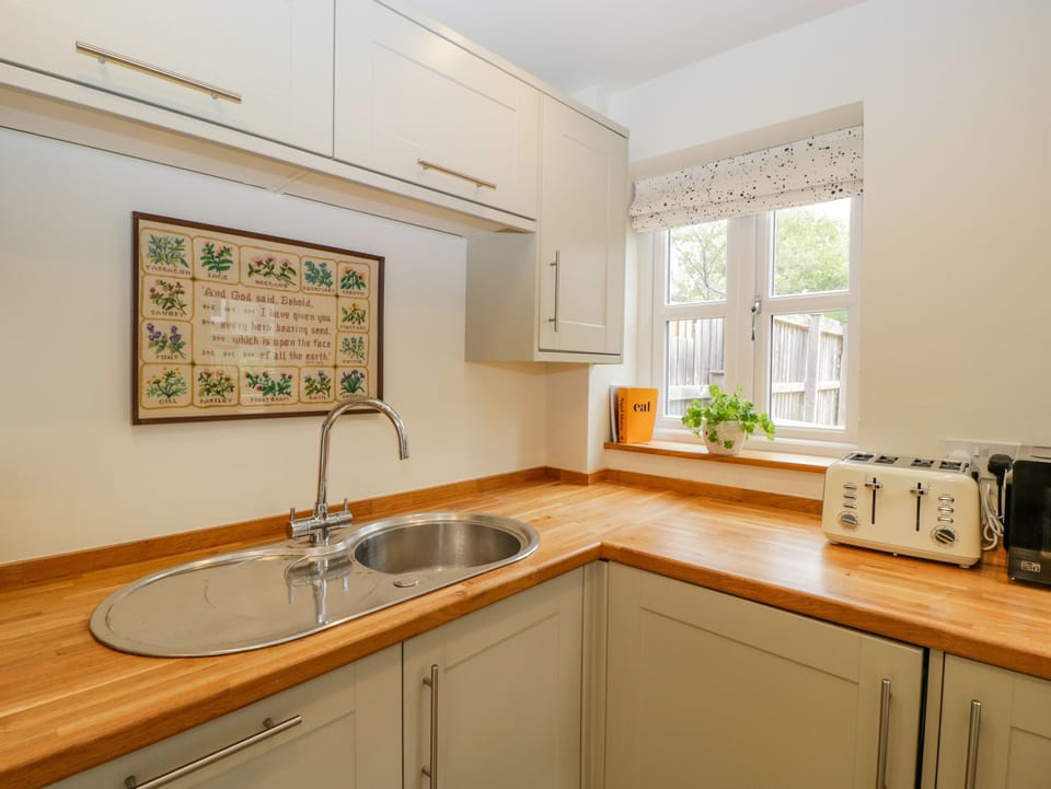 Fridge, dishwasher, electric kettle, toaster