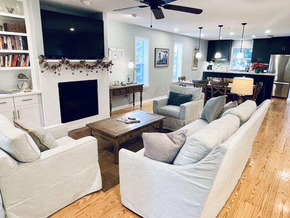 Main Living room, second floor (4)