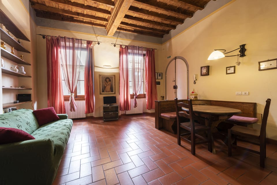 Classic Apartment | Living area | 32-inch flat-screen TV with digital channels, TV