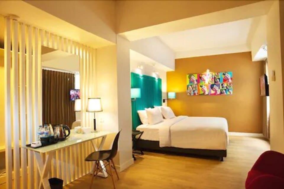Junior Suite | In-room safe, soundproofing, WiFi (free), bed sheets