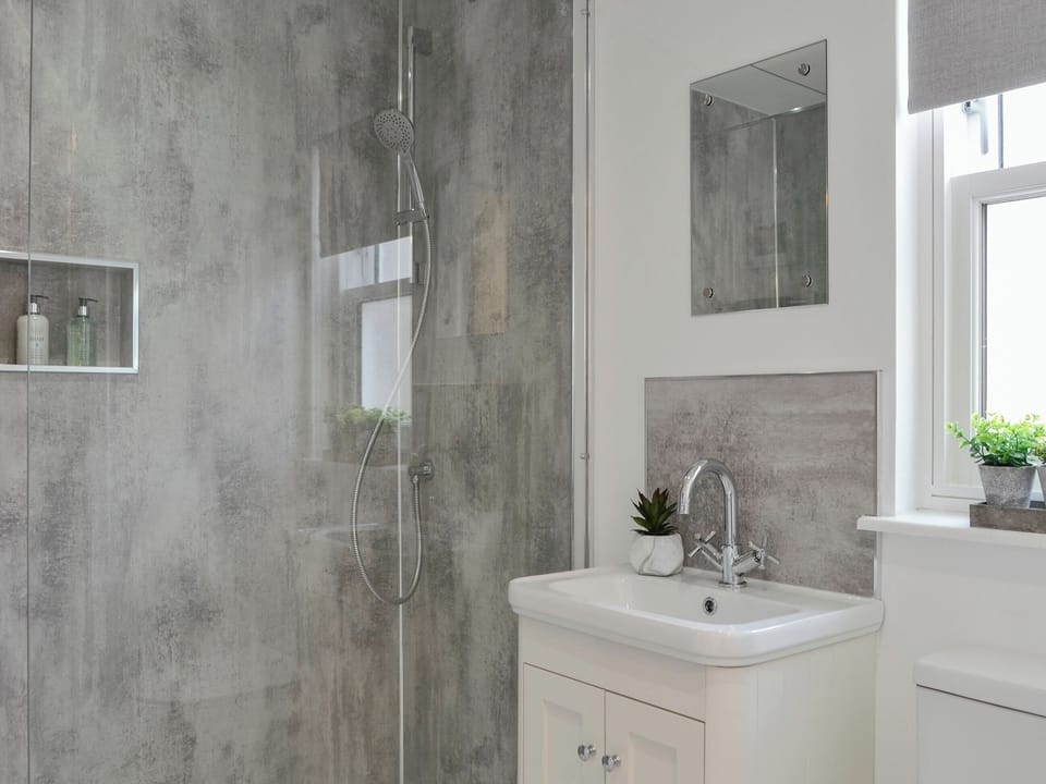 Shower room | Keyland Cottage, Johnshaven