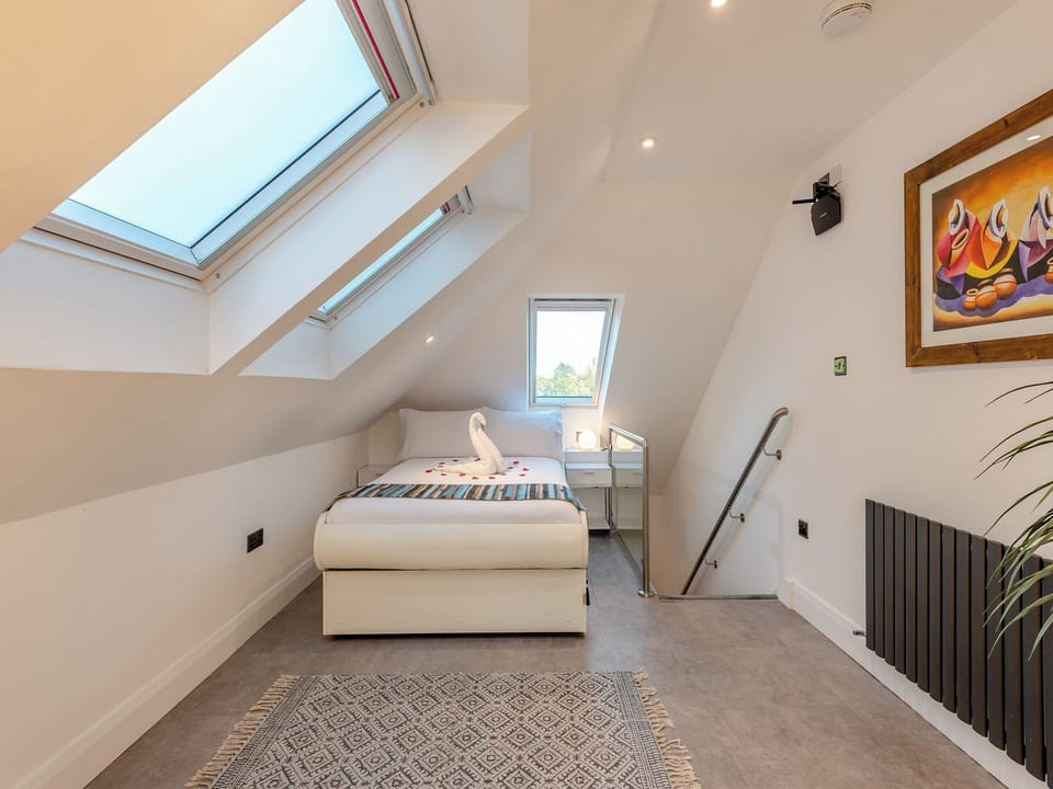 Double bedroom | The Otter - River Annexe, Christchurch