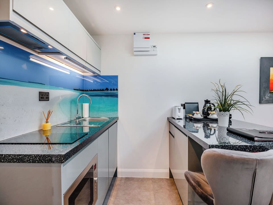 Kitchen area | Little Heron - River Annexe, Christchurch