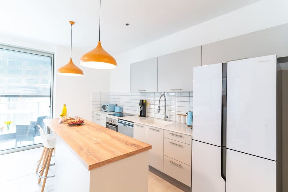 Kitchen and Dinning area