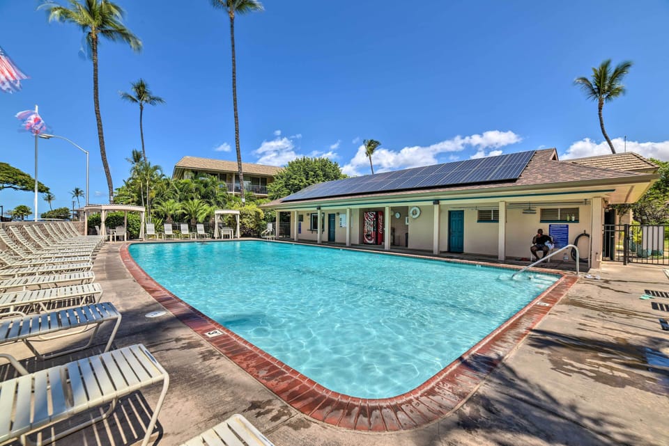 Kihei Vacation Rental | 1BR | 1BA | 650 Sq Ft | Steps Required to Access
