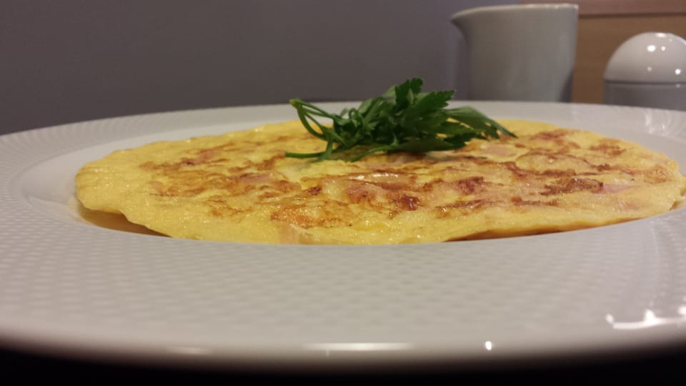 Room service - dining