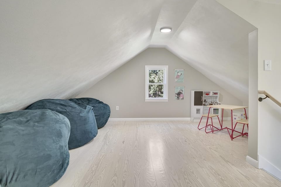 ★ Bean bags adding an extra touch to make your stay extra special★