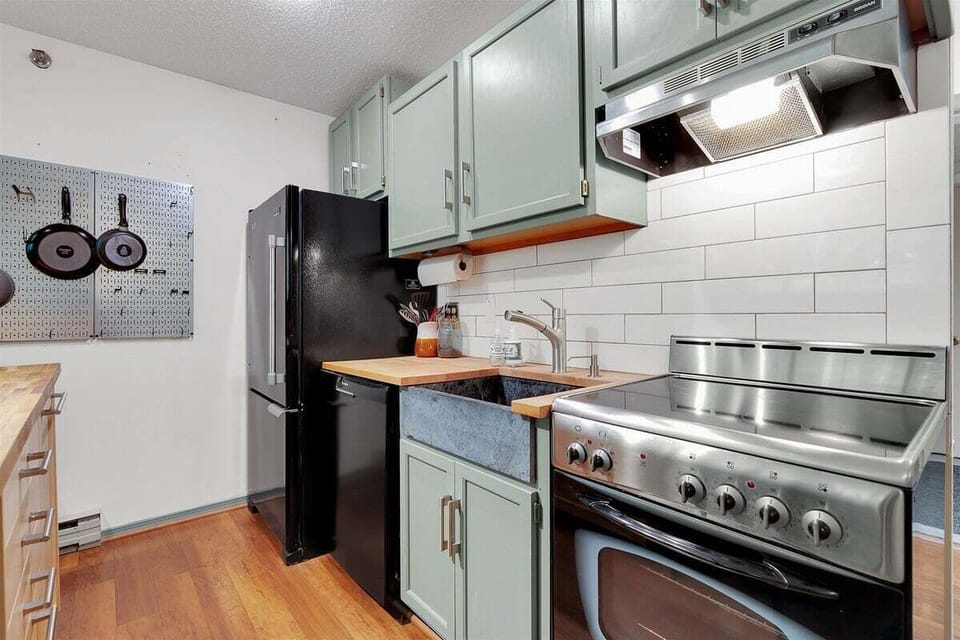 Kitchen area