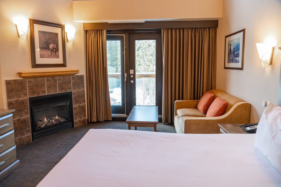 Welcome to our bright and comfortable suite.