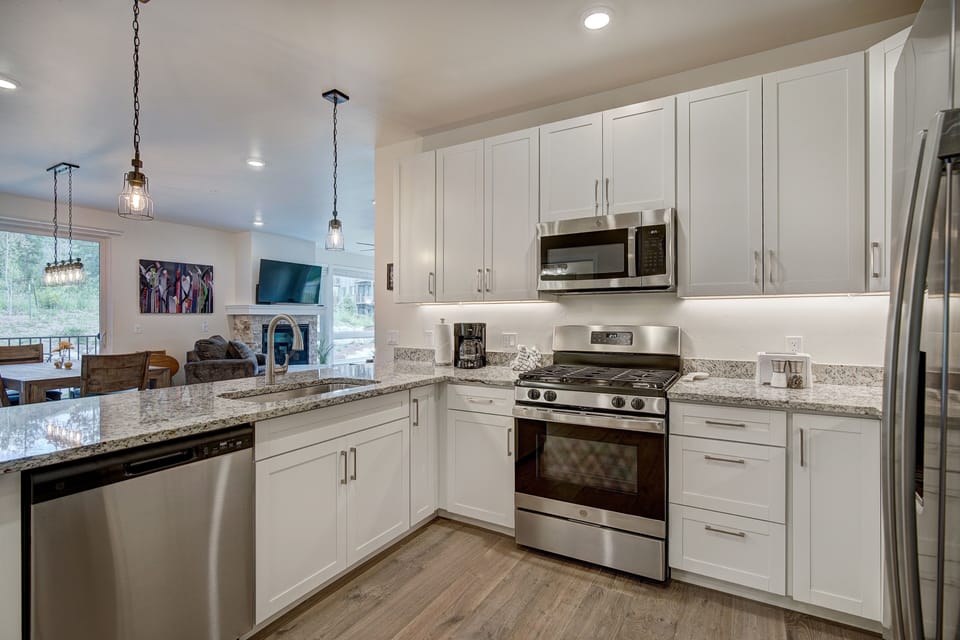 Condo, 2 Bedrooms | Private kitchen | Coffee/tea maker, fridge, oven, toaster