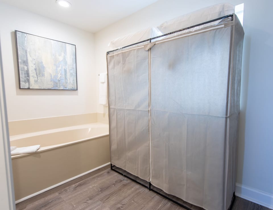 Wardrobe in the bathroom.