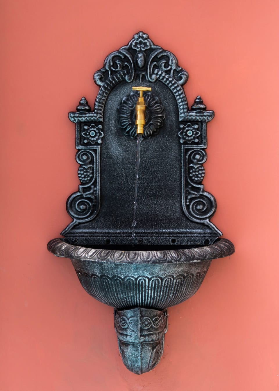 Double Room | Hypo-allergenic bedding, down comforters, in-room safe, desk