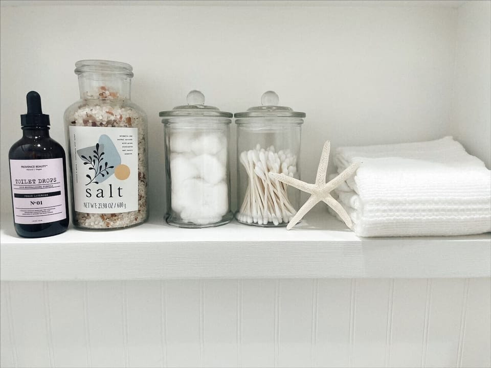 Bathroom amenities