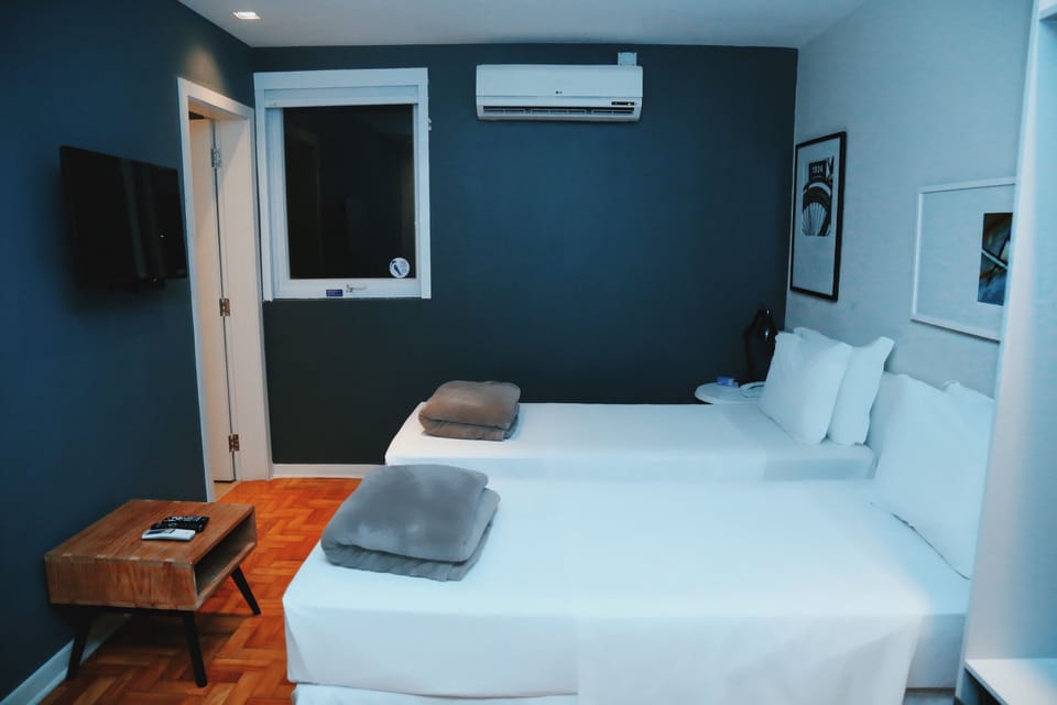 Superior Twin Room | Minibar, in-room safe, desk, blackout drapes