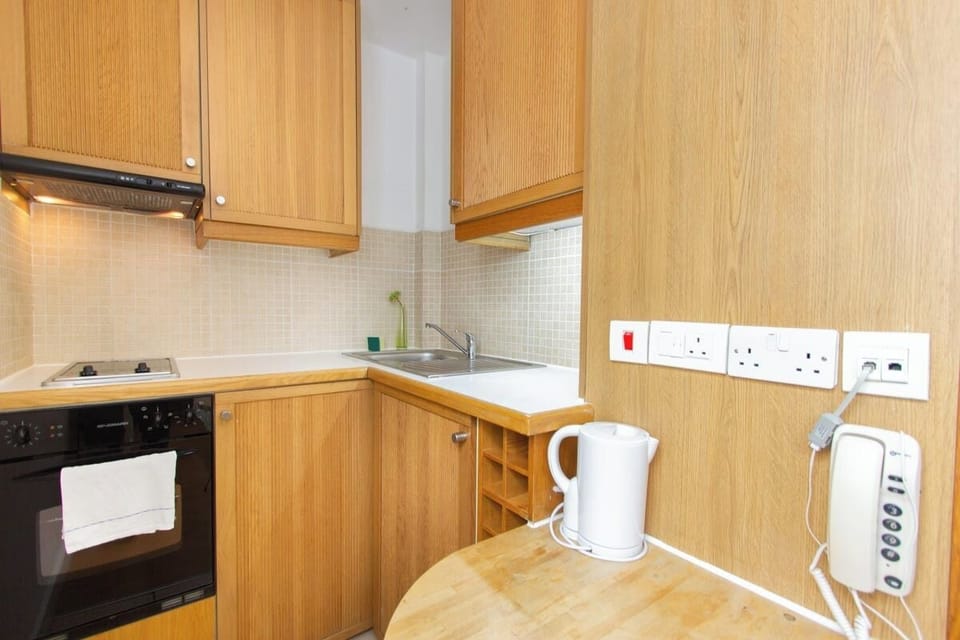 Standard Double Room | Blackout drapes, WiFi (free), bed sheets