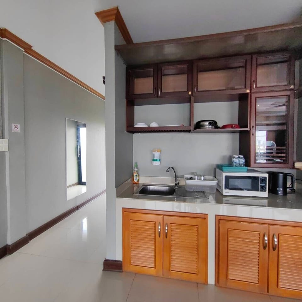 Family Triple Room, Multiple Beds | Premium bedding, pillowtop beds, blackout drapes, free WiFi