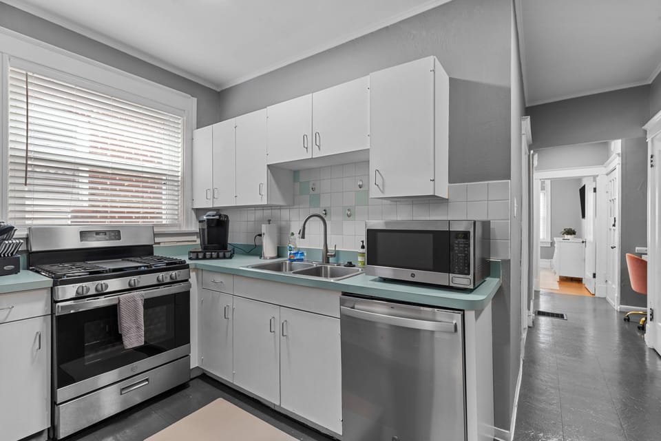 Kitchen/Essentials
