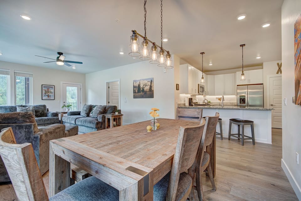 Flooring, Hardwood, Floor, Chair, Furniture