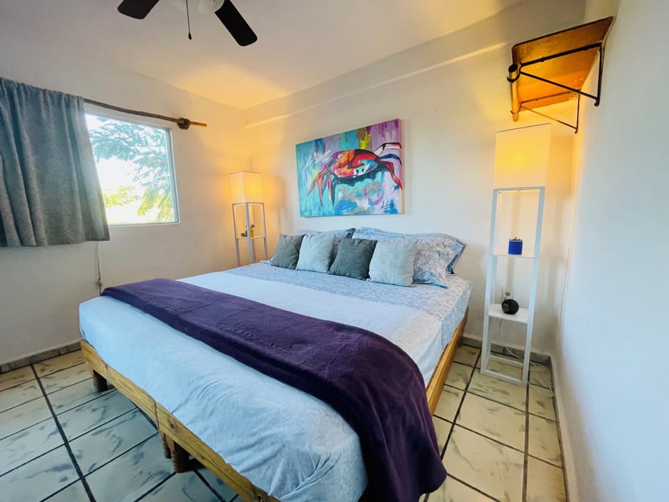 Standard Room | Free WiFi, bed sheets