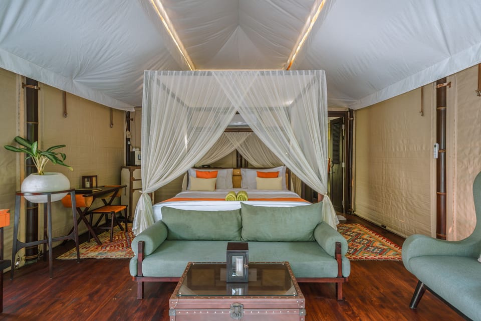 Private Hot Tub Jungle Lodge - Adults Only | Minibar, in-room safe, blackout drapes, iron/ironing board