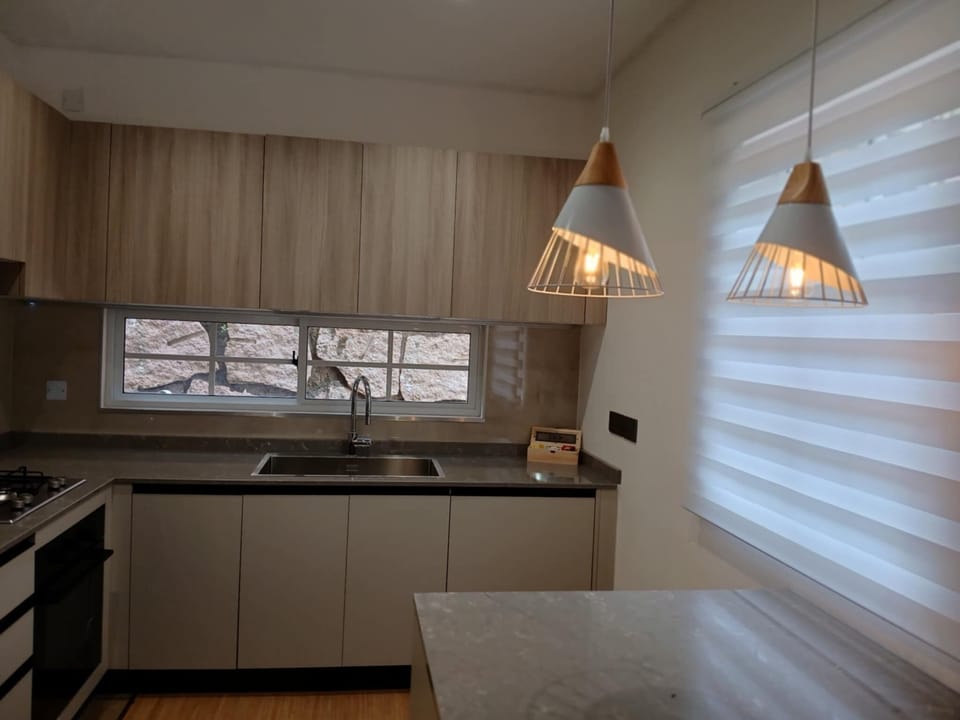 Apartment | Private kitchen | Coffee/tea maker, electric kettle, highchair, cookware/dishes/utensils